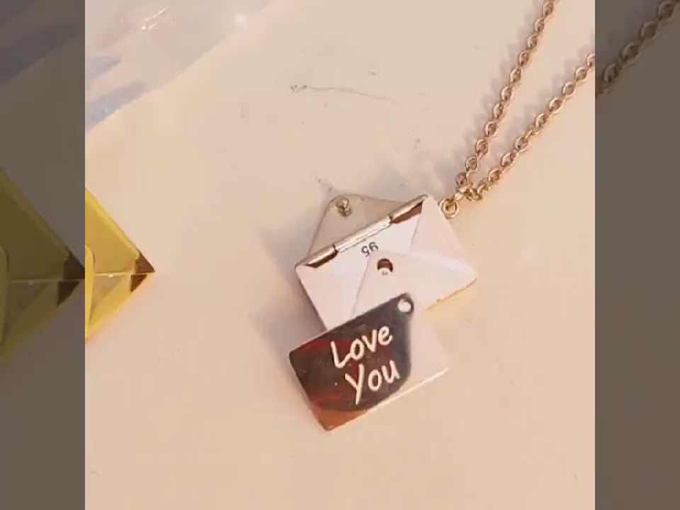 Load video: Love you necklace