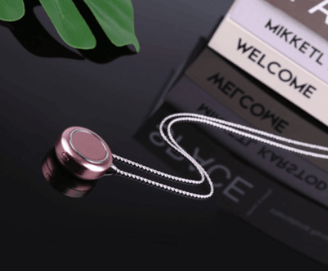 Wearable portable negative ion air purifier Necklace - Silvis21 ™